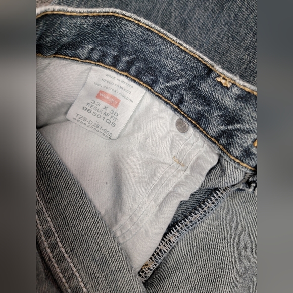 Authentic Wrangler Jeans Denim Mens Light Blue Pants 33x30 Regular Fit Vintage - Picture 6 of 6